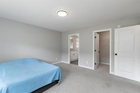 77 Parker Ridge Drive Wells ME 04090