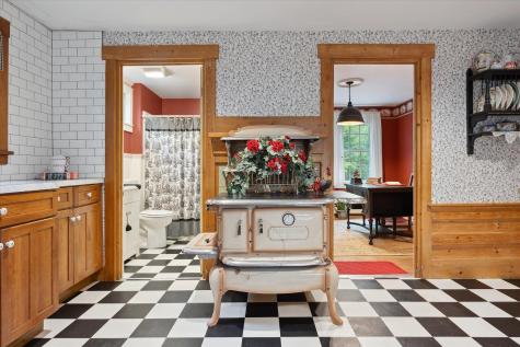 62 Blackswoods Road Franklin ME 04634