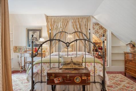 62 Blackswoods Road Franklin ME 04634