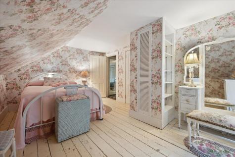 62 Blackswoods Road Franklin ME 04634