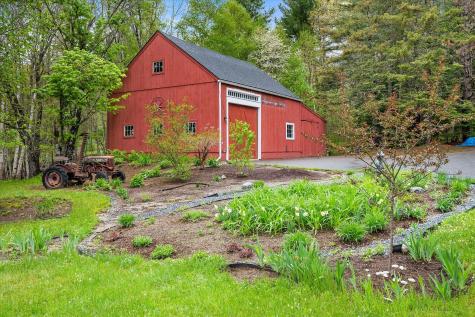 62 Blackswoods Road Franklin ME 04634