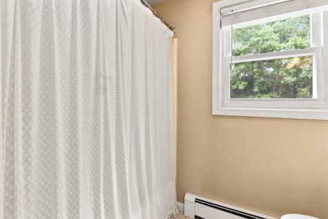 93 Two Rod Road Scarborough ME 04074