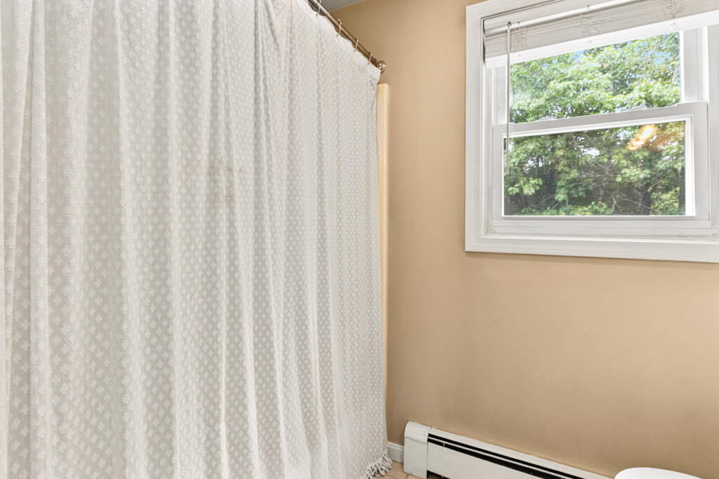 93 Two Rod Road Scarborough ME 04074