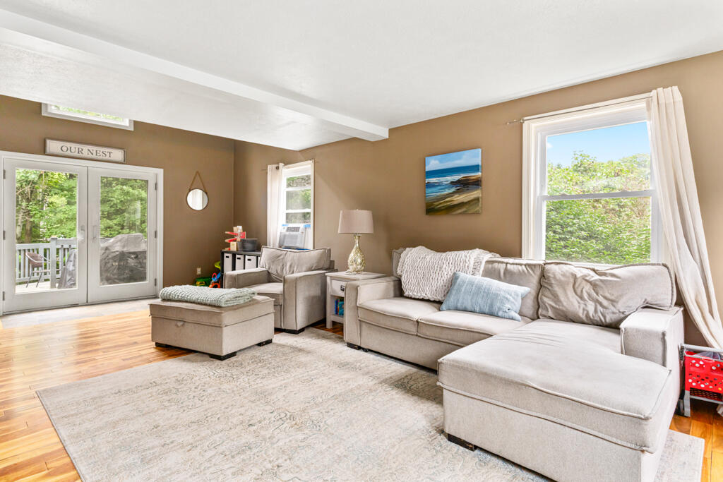 93 Two Rod Road Scarborough ME 04074