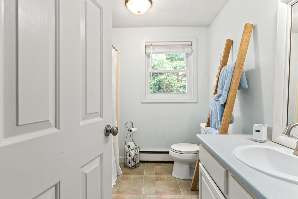 93 Two Rod Road Scarborough ME 04074