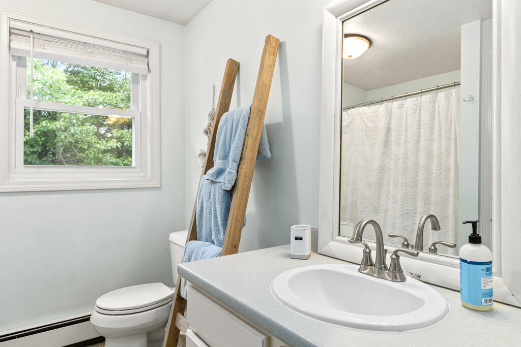 93 Two Rod Road Scarborough ME 04074