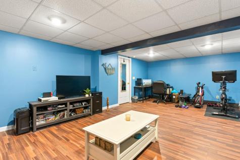 93 Two Rod Road Scarborough ME 04074