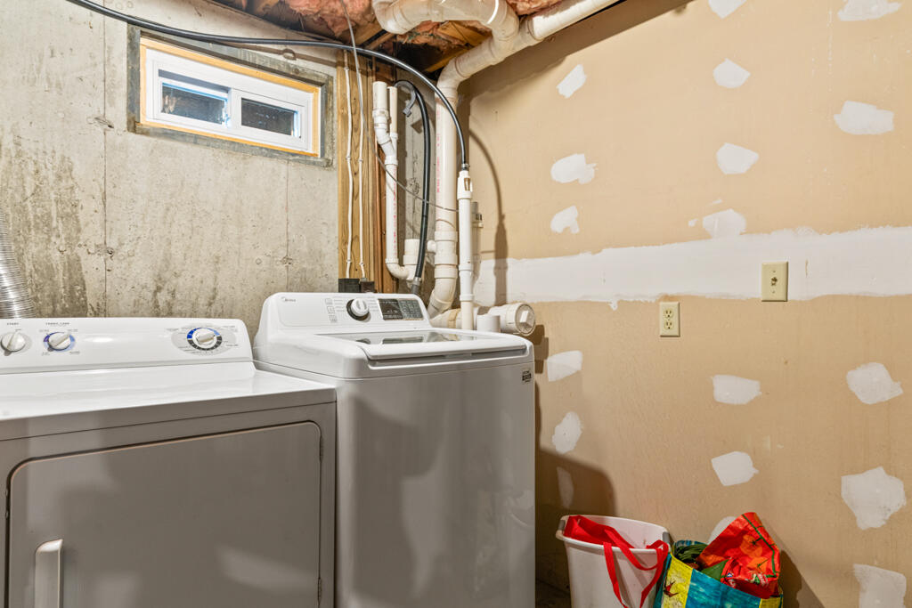 93 Two Rod Road Scarborough ME 04074