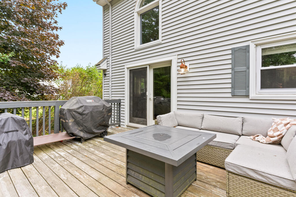 93 Two Rod Road Scarborough ME 04074