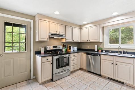 93 Two Rod Road Scarborough ME 04074