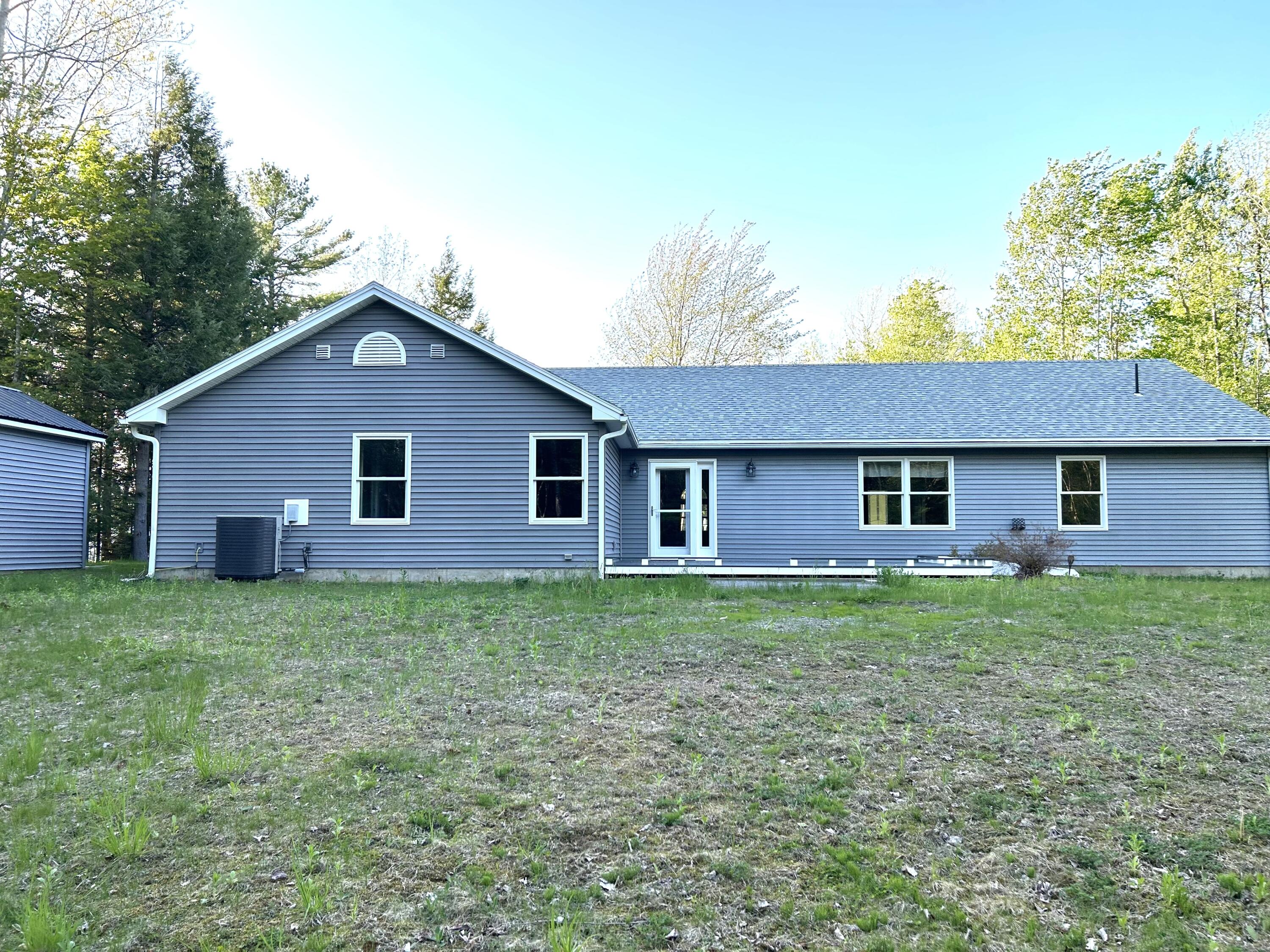 84 St Louis Avenue Hermon ME 04401