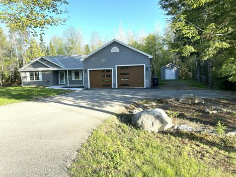 84 St Louis Avenue Hermon ME 04401