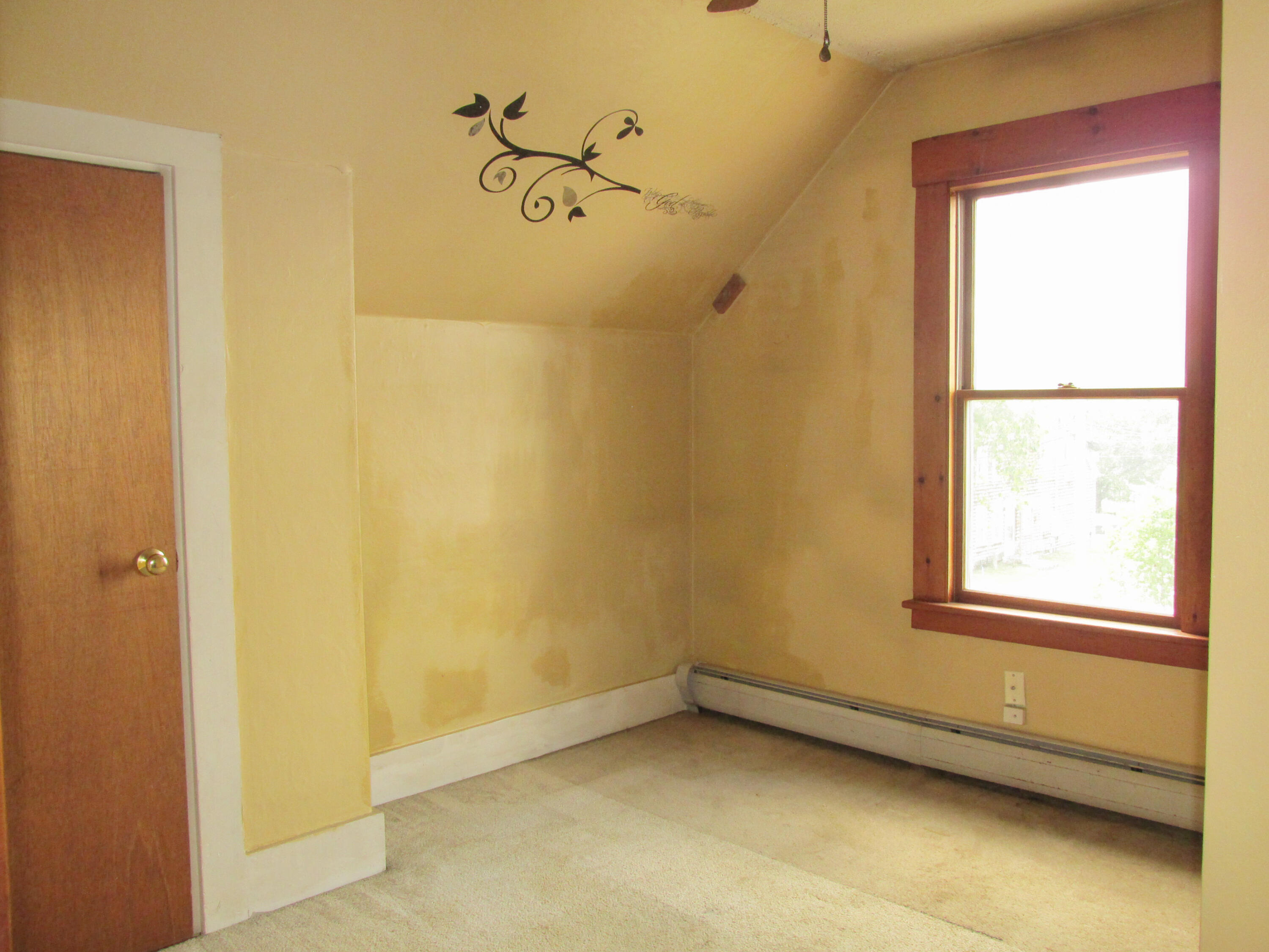 4 George Street Sanford ME 04083