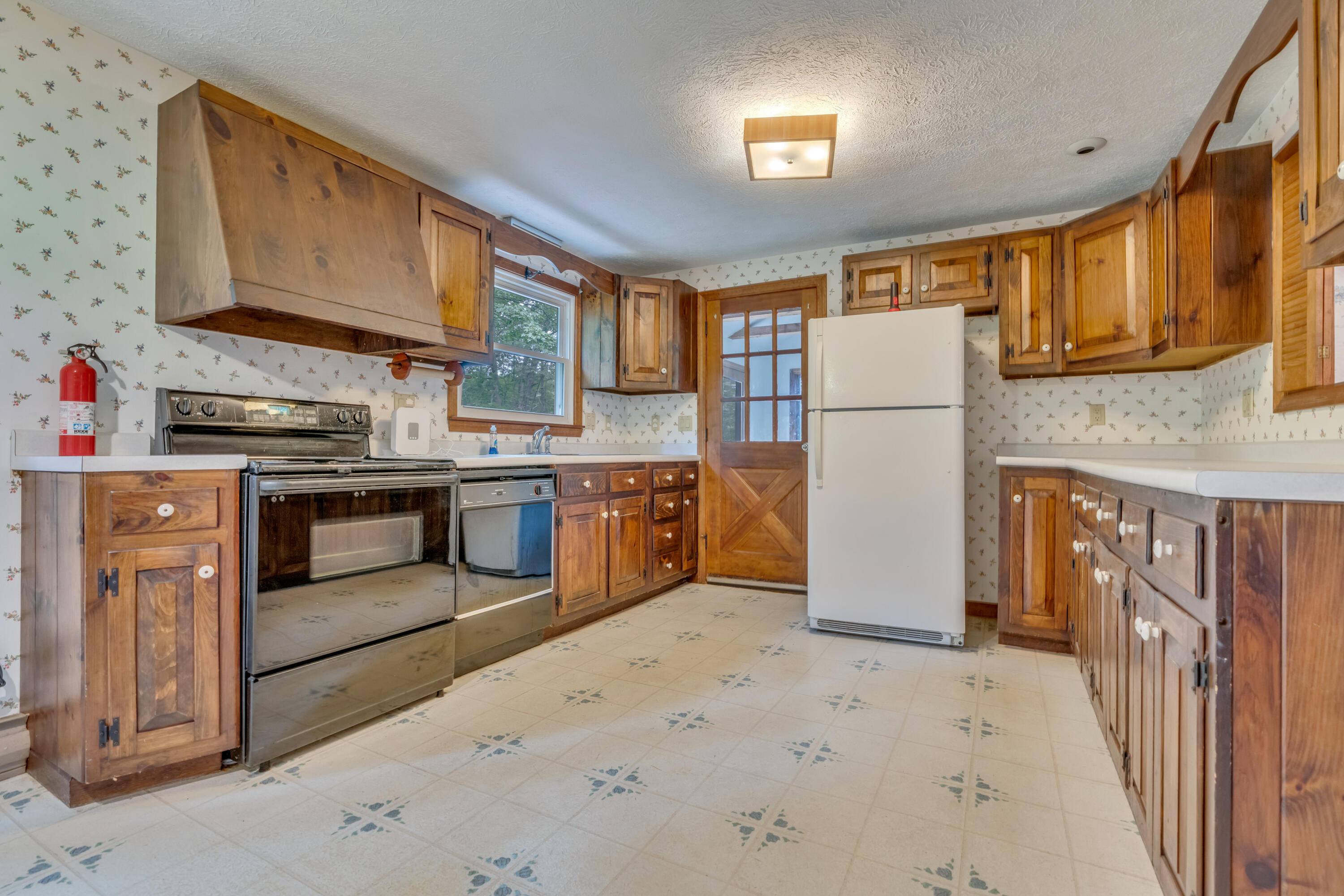 14 Pinewood Circle Biddeford ME 04005