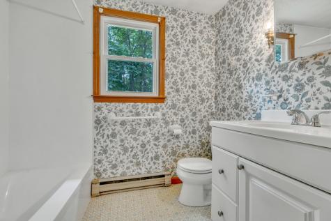 14 Pinewood Circle Biddeford ME 04005