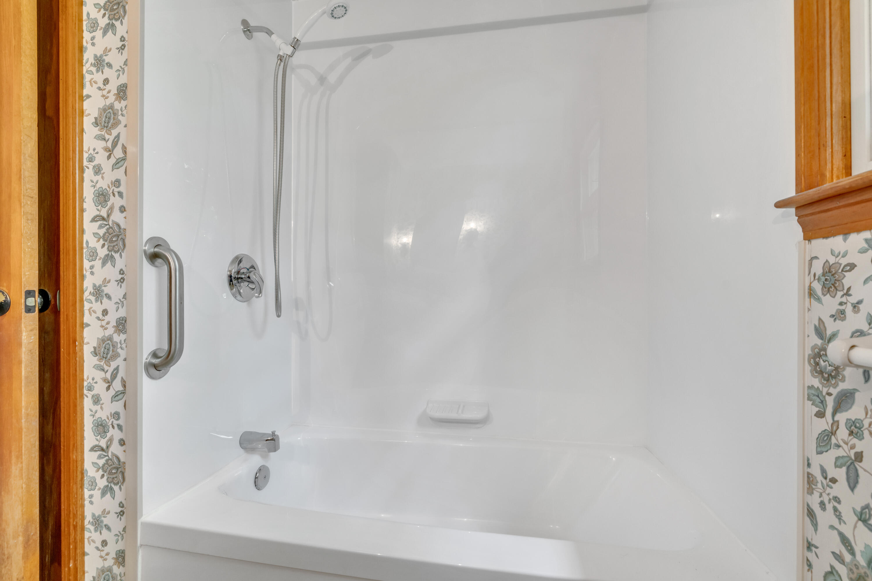 14 Pinewood Circle Biddeford ME 04005