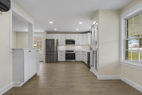 29 Pleasant Street Newcastle ME 04553