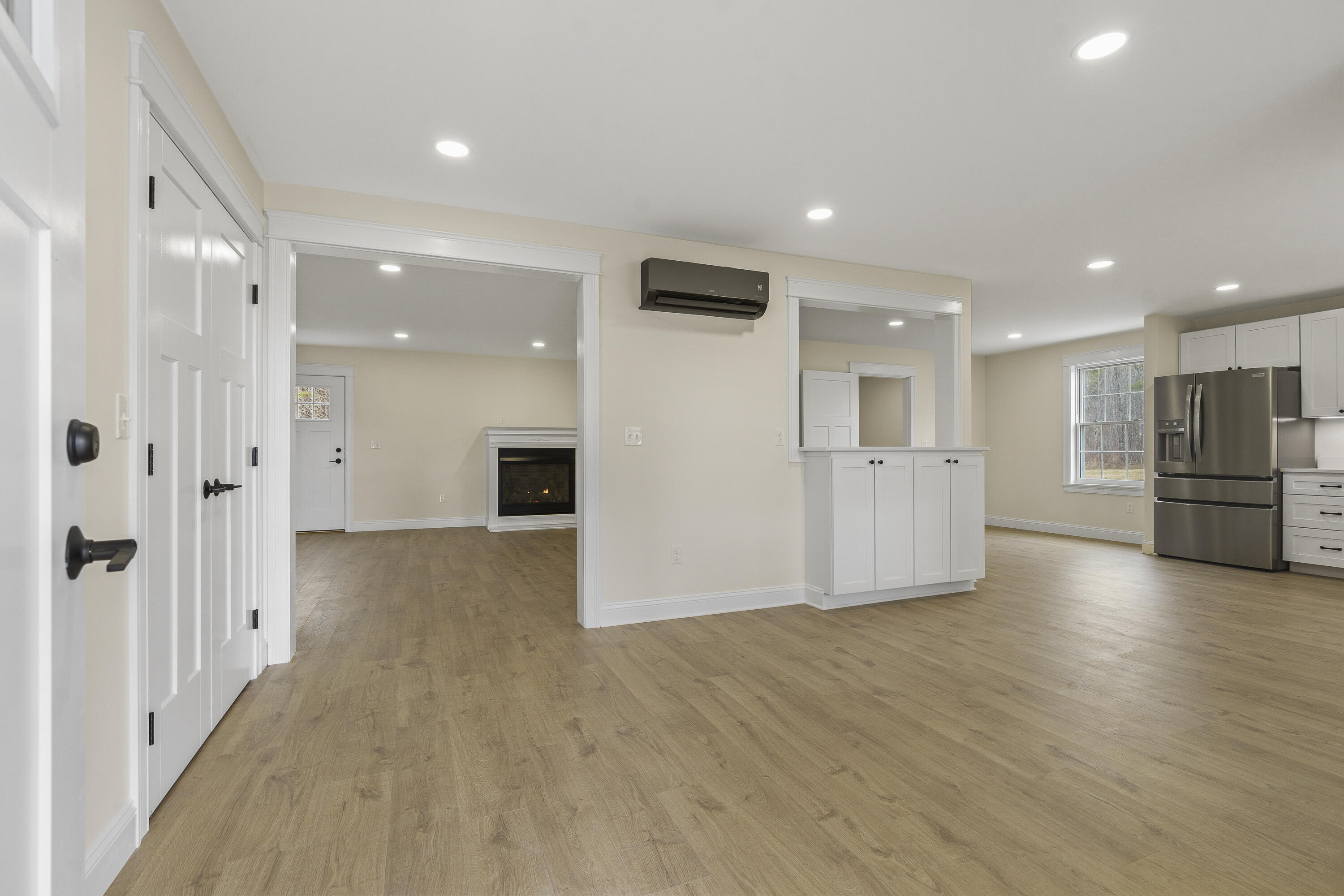 29 Pleasant Street Newcastle ME 04553