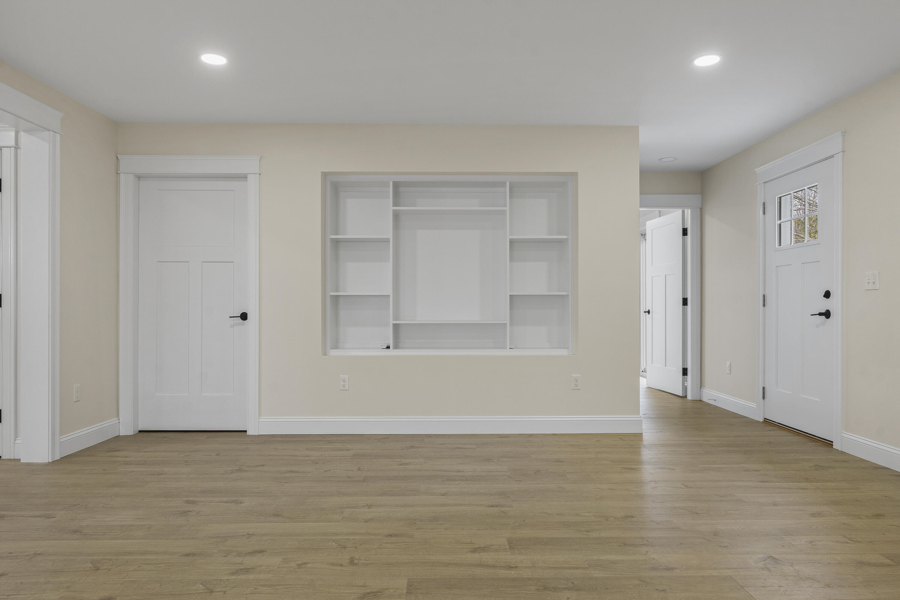 29 Pleasant Street Newcastle ME 04553