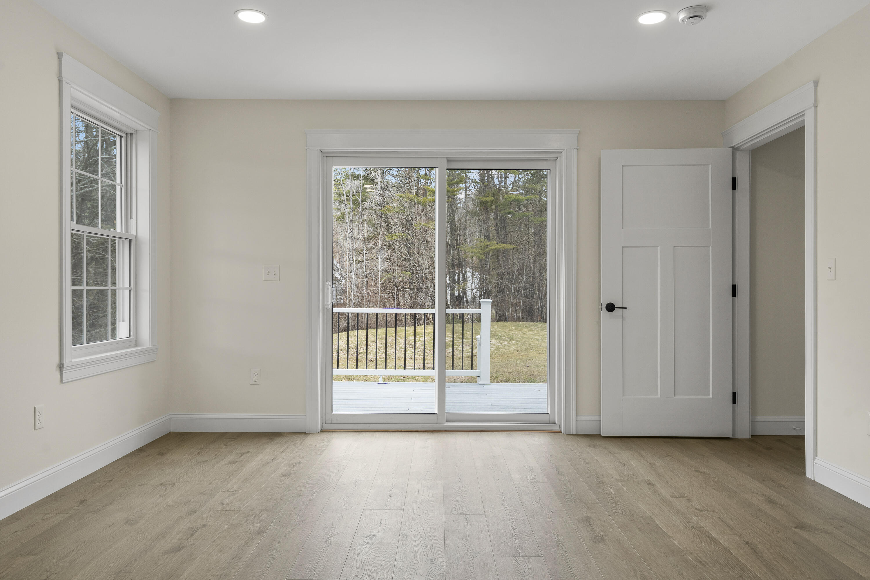 29 Pleasant Street Newcastle ME 04553