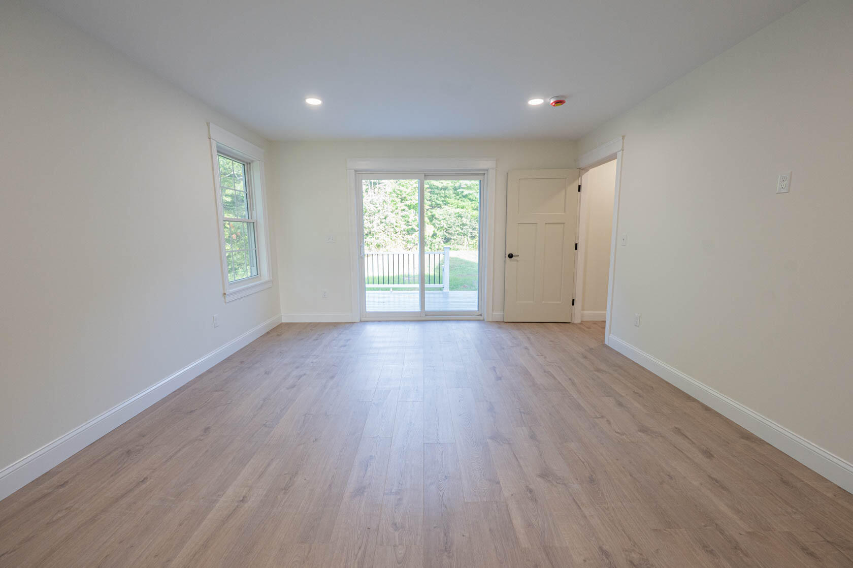 29 Pleasant Street Newcastle ME 04553