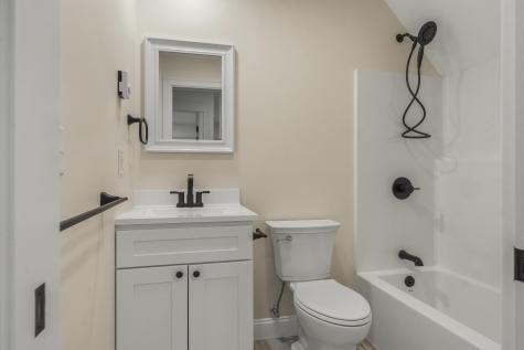 29 Pleasant Street Newcastle ME 04553