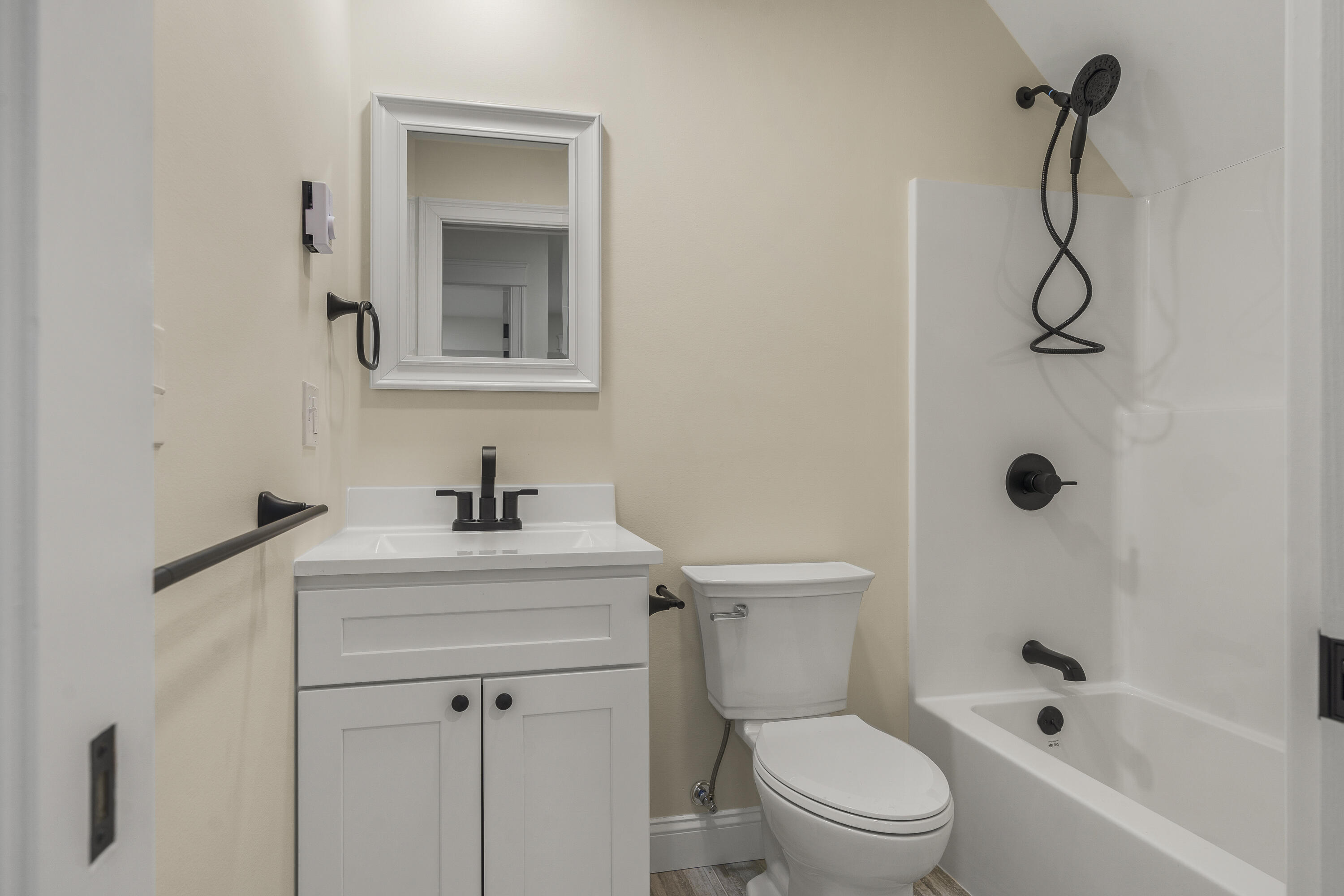 29 Pleasant Street Newcastle ME 04553