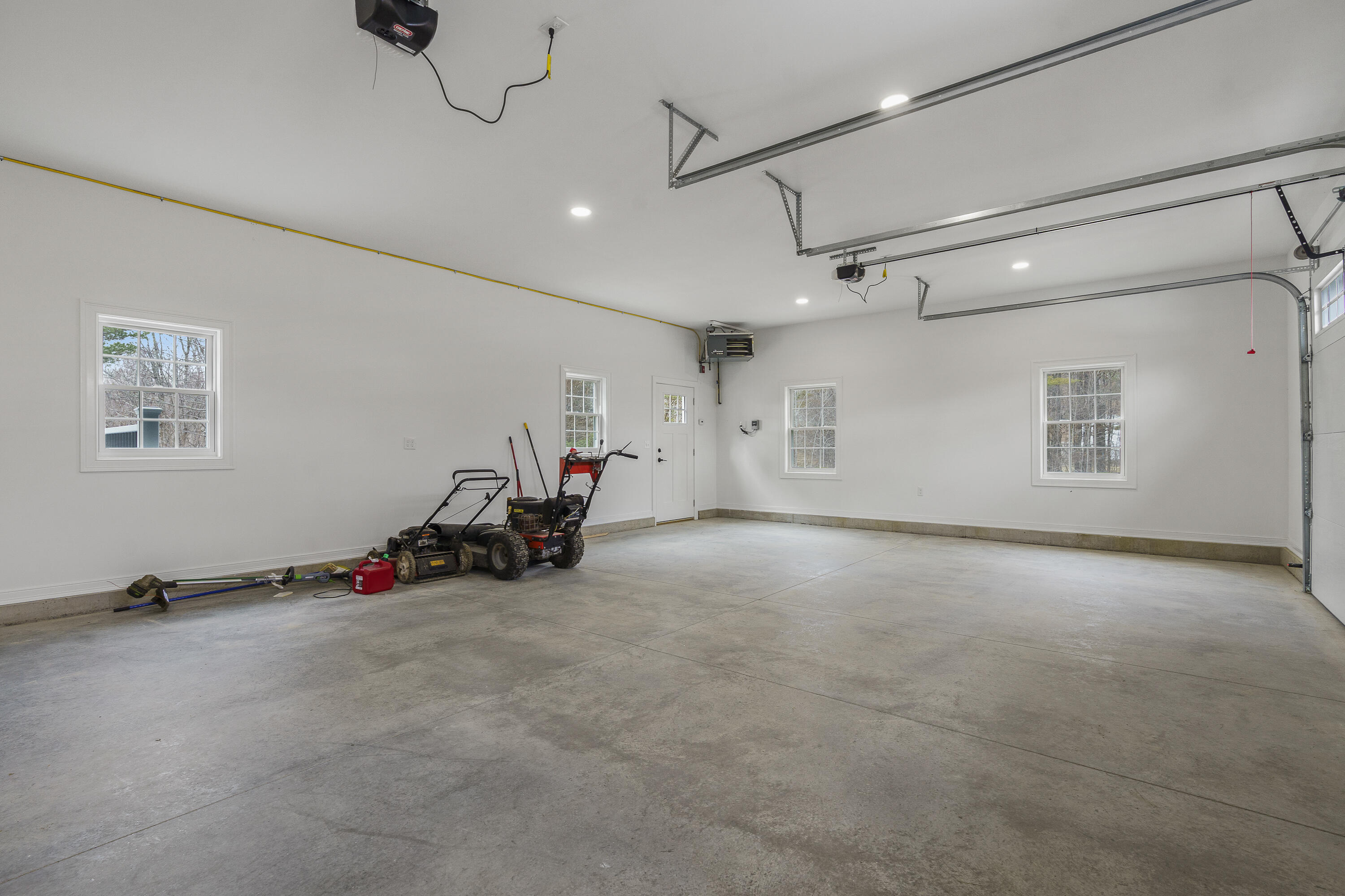 29 Pleasant Street Newcastle ME 04553