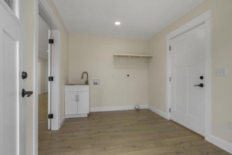 29 Pleasant Street Newcastle ME 04553