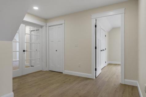 29 Pleasant Street Newcastle ME 04553
