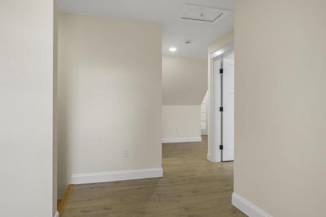 29 Pleasant Street Newcastle ME 04553