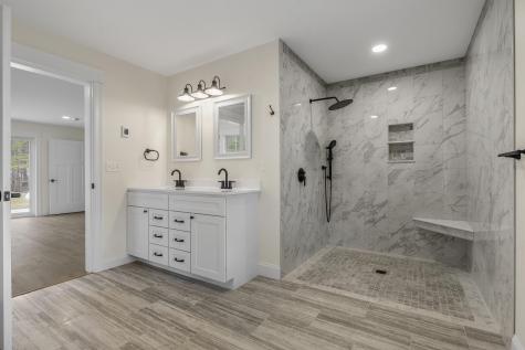 29 Pleasant Street Newcastle ME 04553