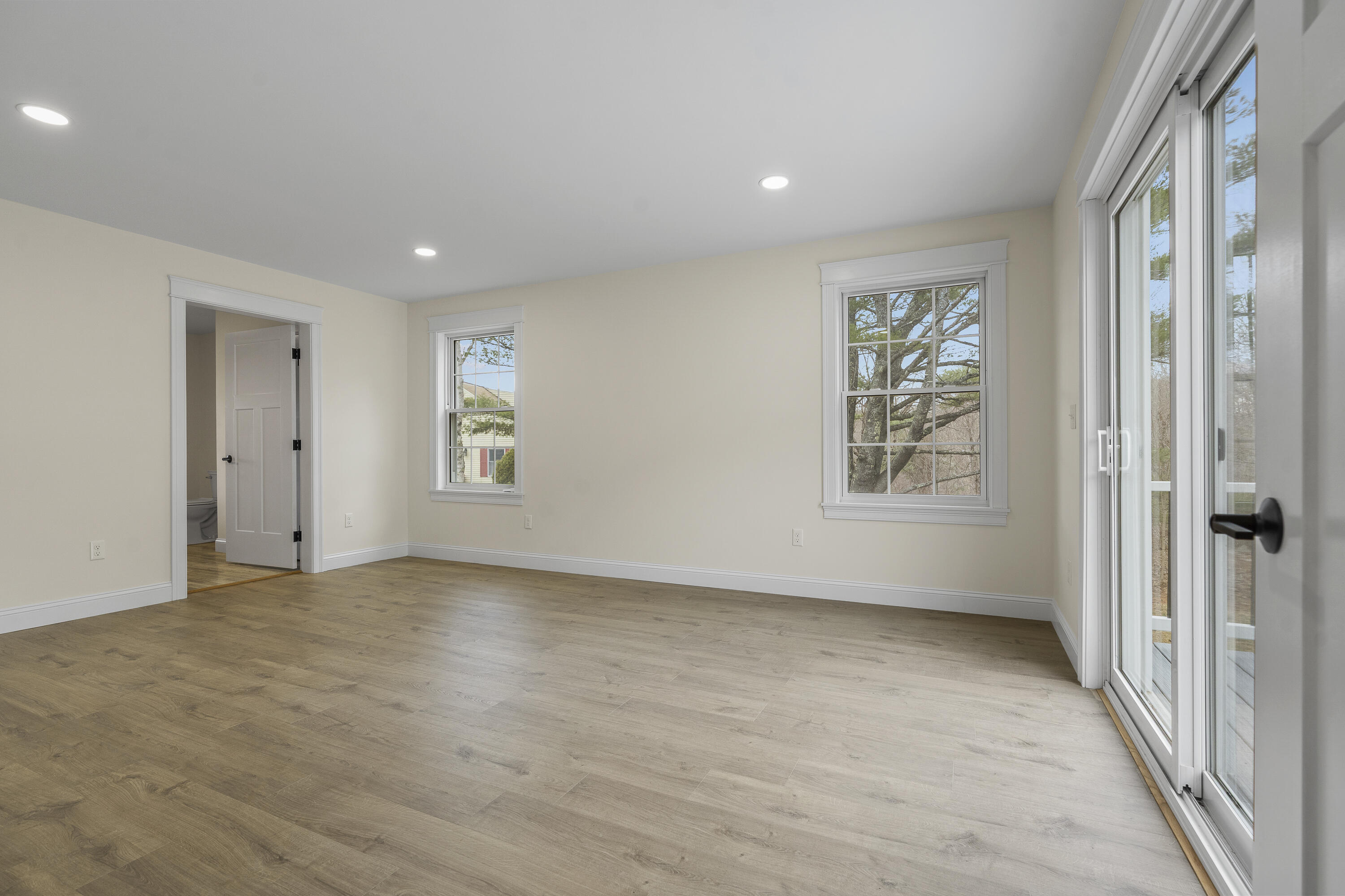 29 Pleasant Street Newcastle ME 04553