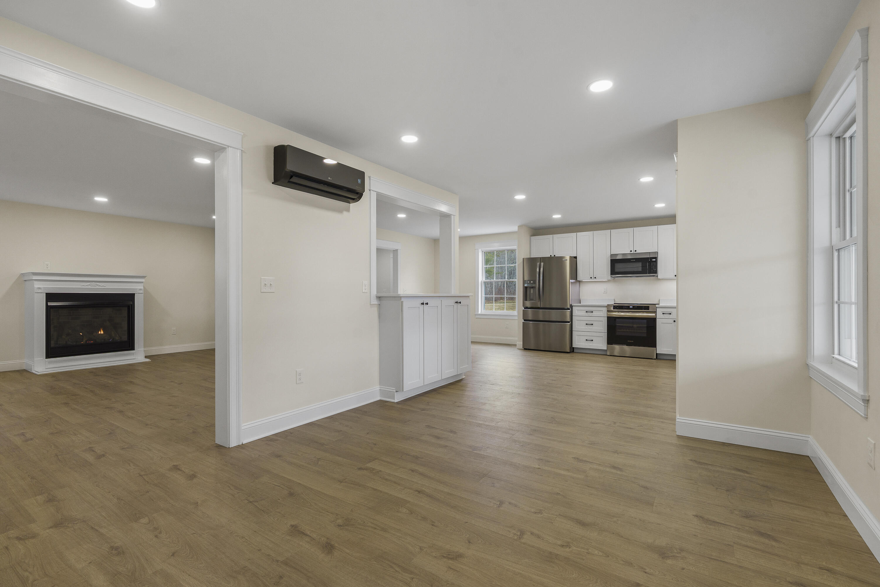 29 Pleasant Street Newcastle ME 04553