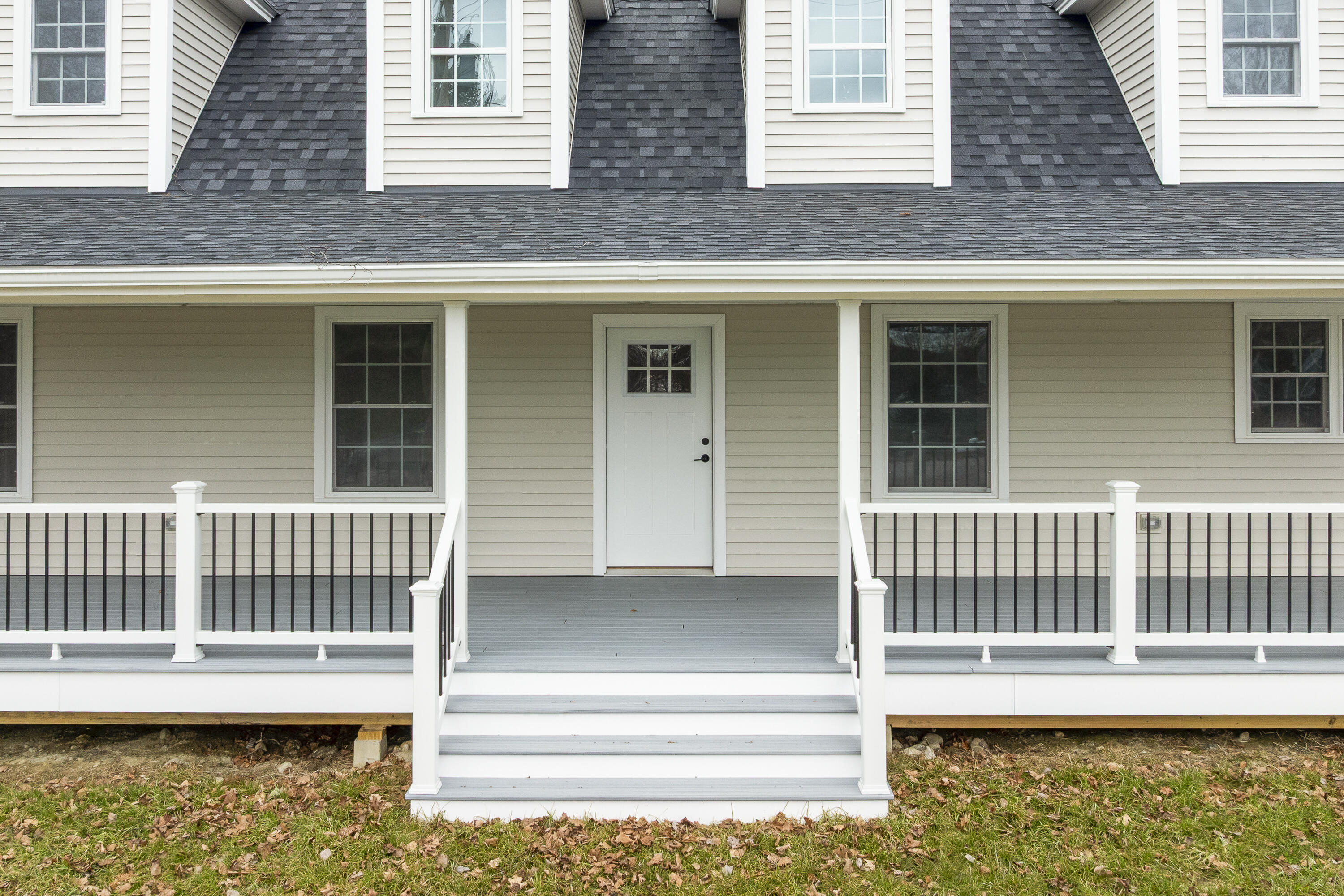 29 Pleasant Street Newcastle ME 04553
