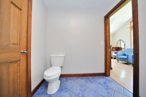 428 Main Street Orono ME 04473