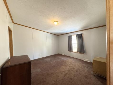 21 Hatto Farm Road Norridgewock ME 04957