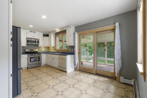 4 Shamrock Lane Damariscotta ME 04543