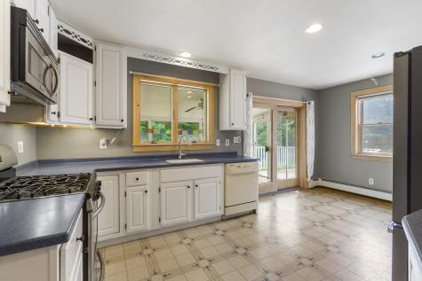 4 Shamrock Lane Damariscotta ME 04543