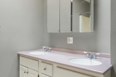 4 Shamrock Lane Damariscotta ME 04543