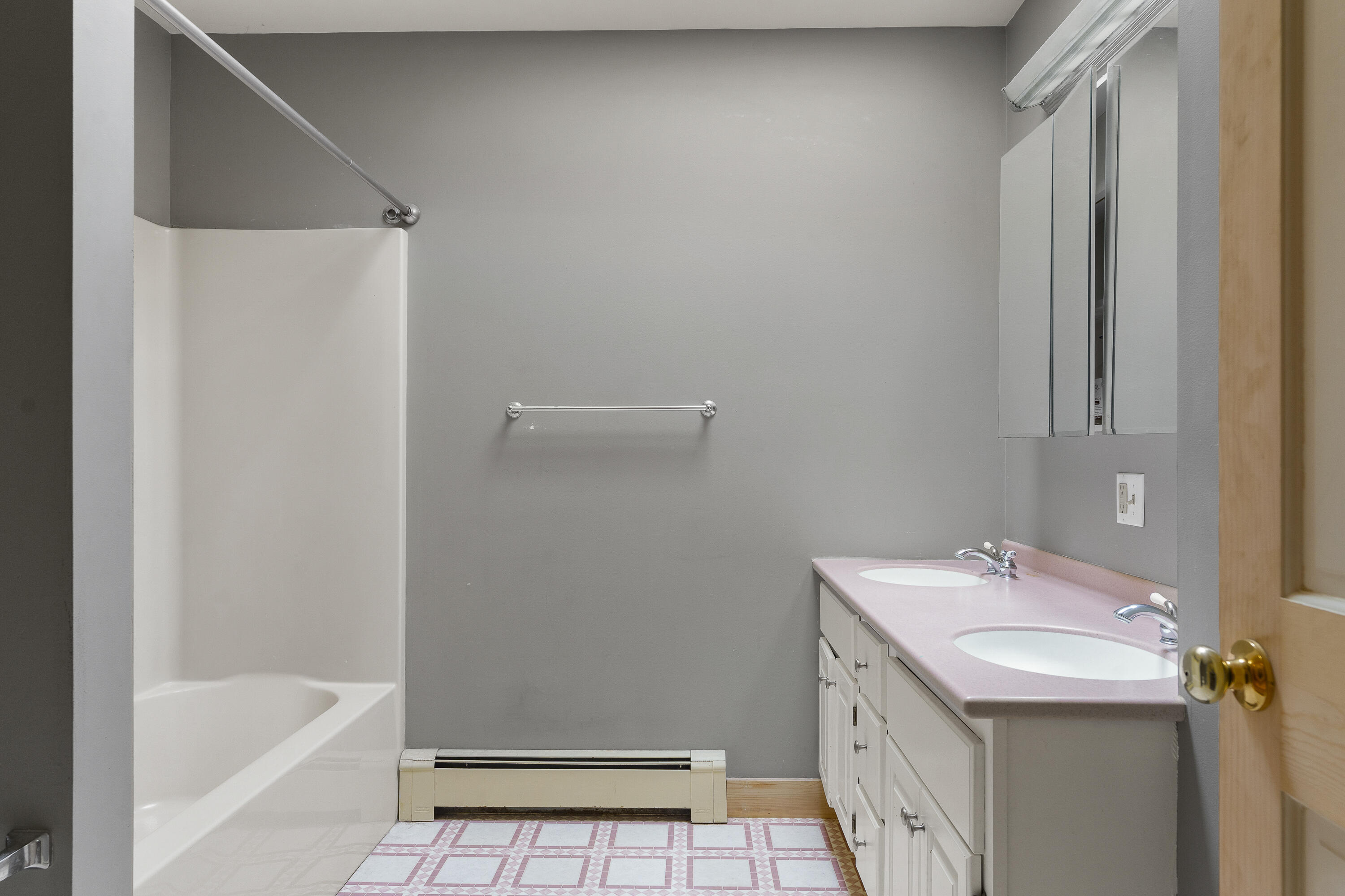 4 Shamrock Lane Damariscotta ME 04543