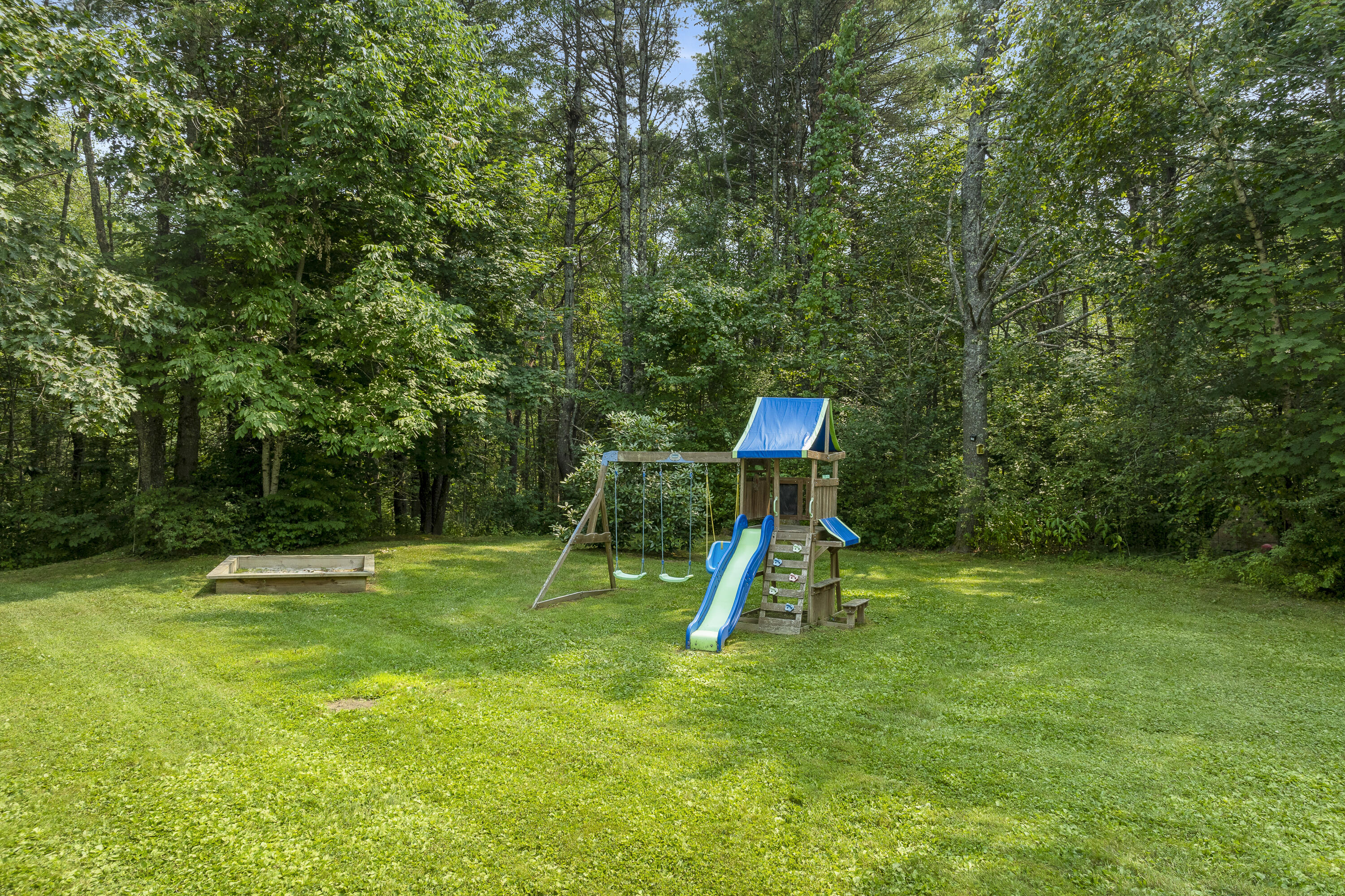 4 Shamrock Lane Damariscotta ME 04543