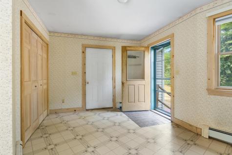 4 Shamrock Lane Damariscotta ME 04543