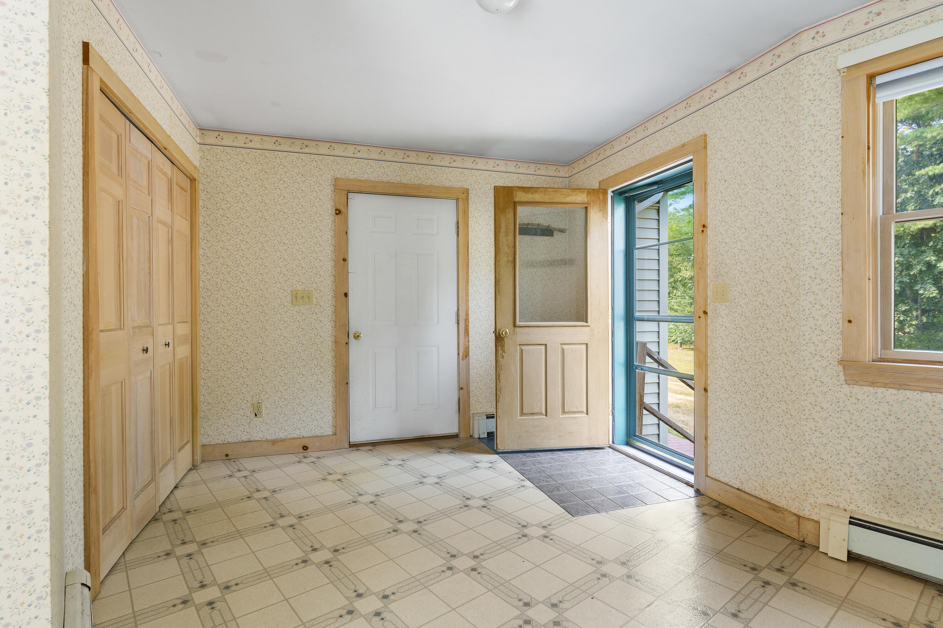 4 Shamrock Lane Damariscotta ME 04543