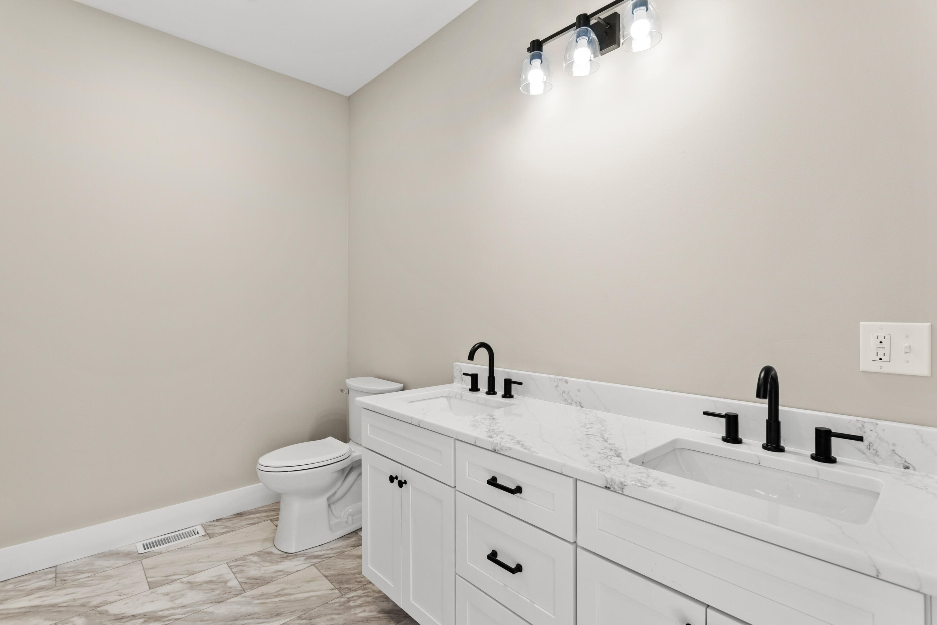 6 Sitko Lane Berwick ME 03901