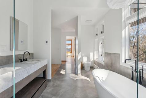 107 Wharf Road Yarmouth ME 04096