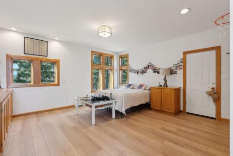 107 Wharf Road Yarmouth ME 04096