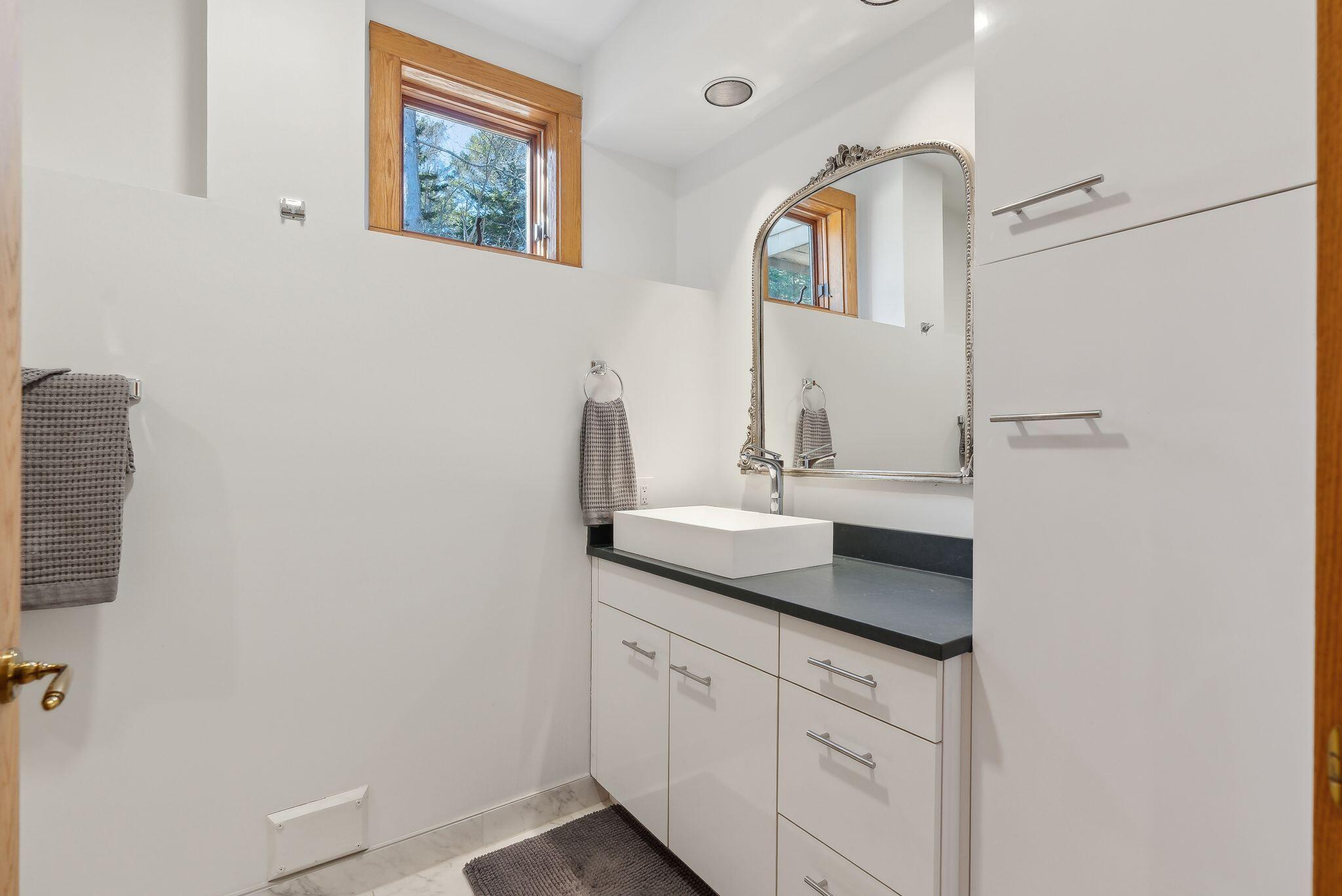 107 Wharf Road Yarmouth ME 04096