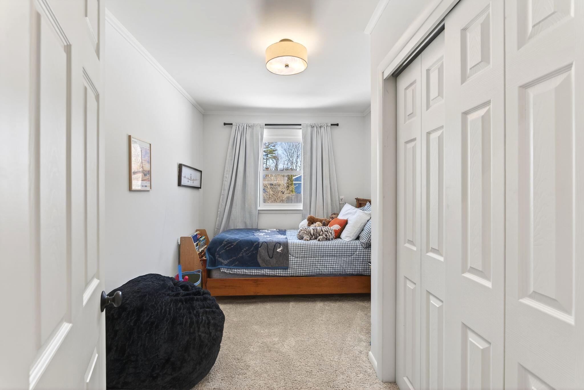 7 Lawn Avenue Cumberland ME 04021