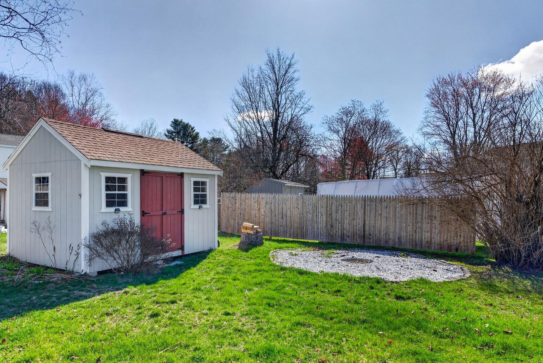 7 Lawn Avenue Cumberland ME 04021